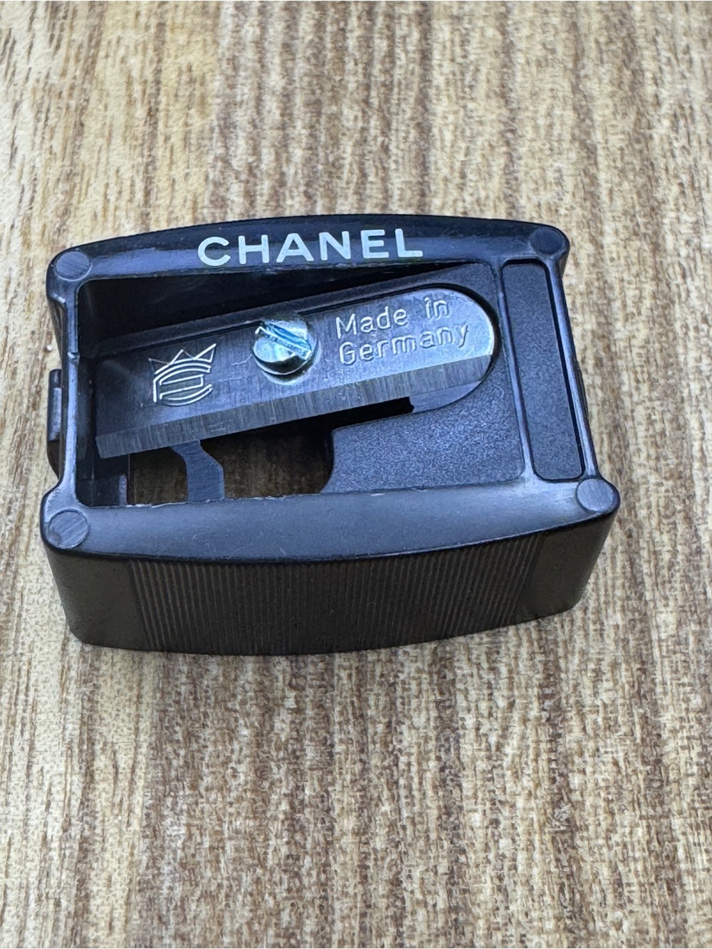 CHANEL Black Compact Pencil Sharpener For Lips or Eye Pencils